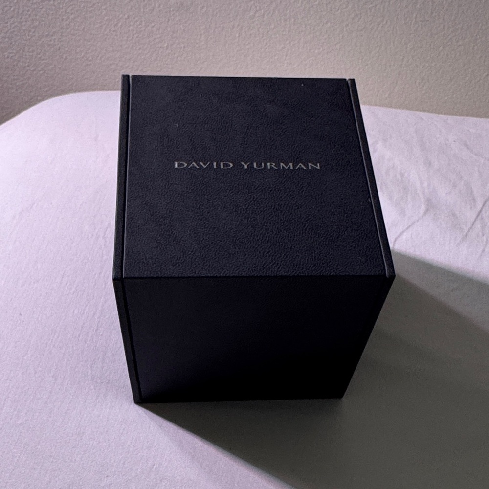 David Yurman Elegant Bracelet Black Box